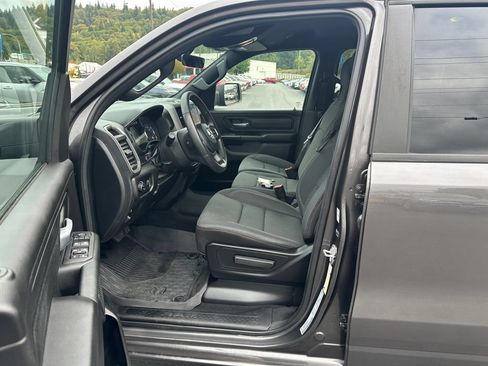 Used 2025 RAM 1500 Warlock AWD/4WD image 13