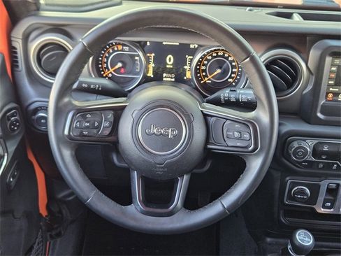 Used 2018 Jeep Wrangler Sport S image 24