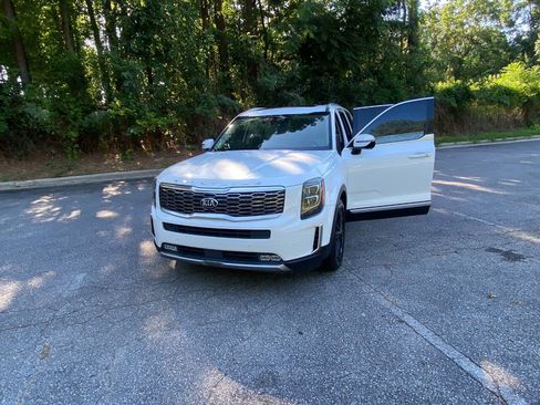 Used 2020 Kia Telluride SX w/ Towing Package FWD image 59