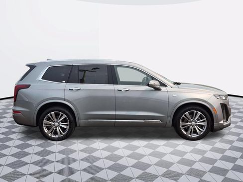 Certified 2023 Cadillac XT6 Premium Luxury FWD image 8