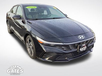 Used 2025 Hyundai Elantra SEL