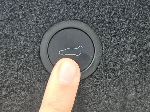 Used 2023 Tesla Model S Plaid AWD/4WD image 81