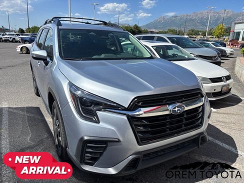 Used 2023 Subaru Ascent Limited AWD/4WD image 6