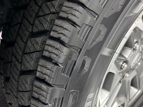 Used 2017 Jeep Wrangler Unlimited Sport w/ Quick Order Package 23S image 30