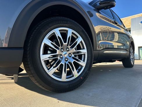 New 2026 Ford Explorer Platinum image 47