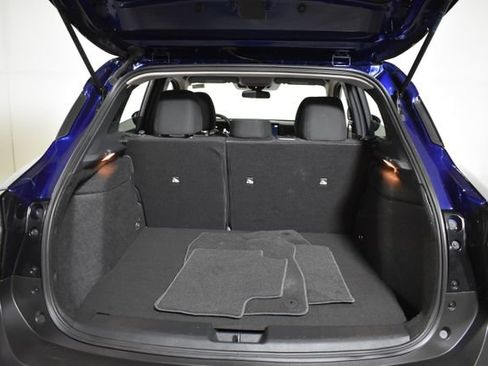 Certified 2025 Nissan Kicks SV AWD/4WD image 25
