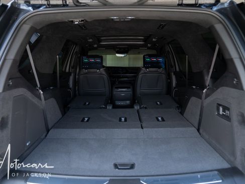 Used 2023 Cadillac Escalade V image 13