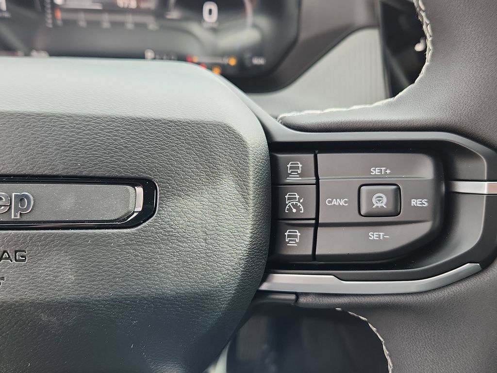 New 2026 Jeep Cherokee Laredo AWD/4WD image 12