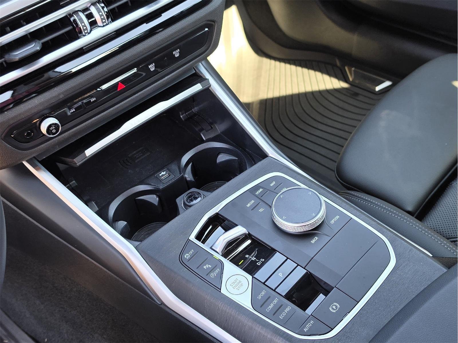 Used 2024 BMW 330i xDrive Sedan w/ Premium Package AWD/4WD image 21