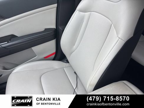 Certified 2024 Kia Sportage EX FWD image 14