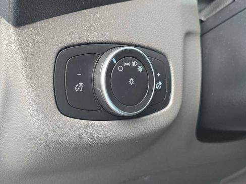 Used 2021 Ford Transit Connect XL FWD image 26
