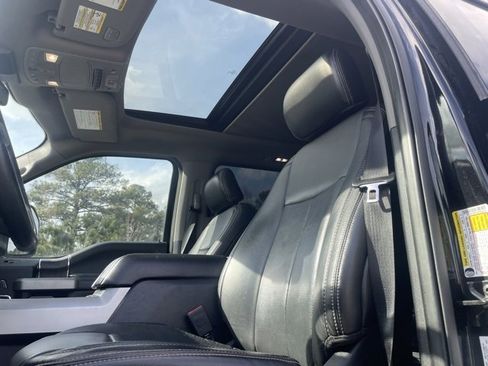 Used 2020 Ford F250 Lariat image 3