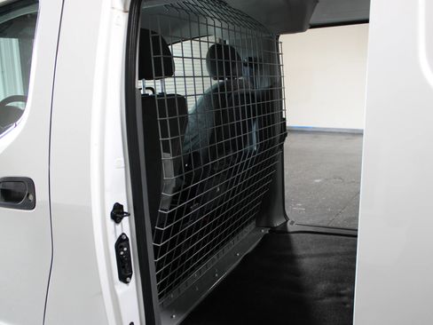 Used 2020 Nissan NV200 S FWD image 33