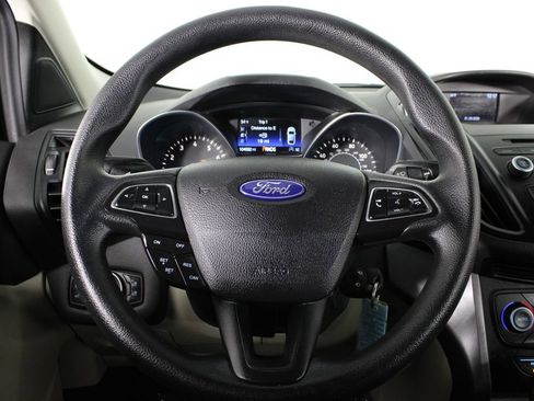 Used 2018 Ford Escape SE image 24