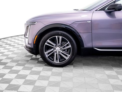 Certified 2024 Cadillac Lyriq Luxury w/ LPO, Floor Liner Package AWD/4WD image 38