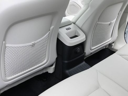 New 2025 Volvo XC60 T8 Core w/ Climate Package image 30