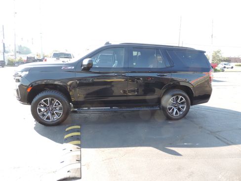 Used 2021 Chevrolet Tahoe Z71 w/ Rear Media and Nav Package image 2