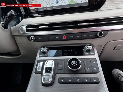 Used 2024 Hyundai Palisade Calligraphy FWD image 21