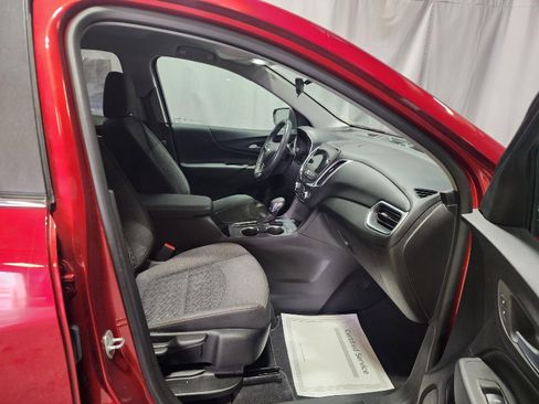 Used 2022 Chevrolet Equinox LT image 12