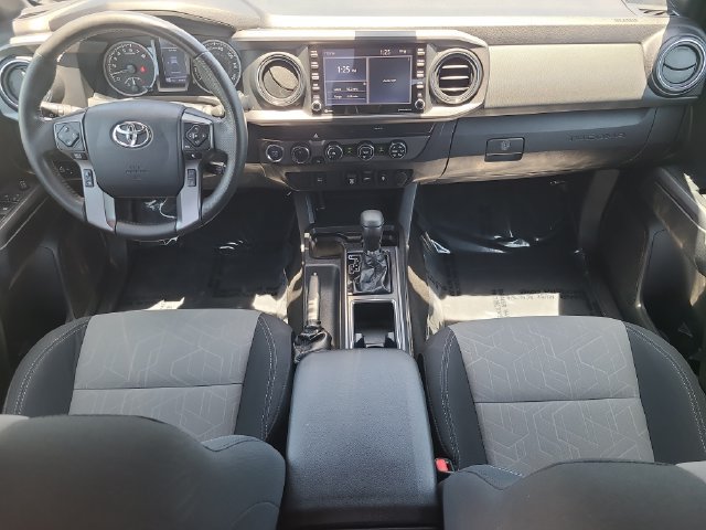 Used 2020 Toyota Tacoma TRD Sport AWD/4WD image 12