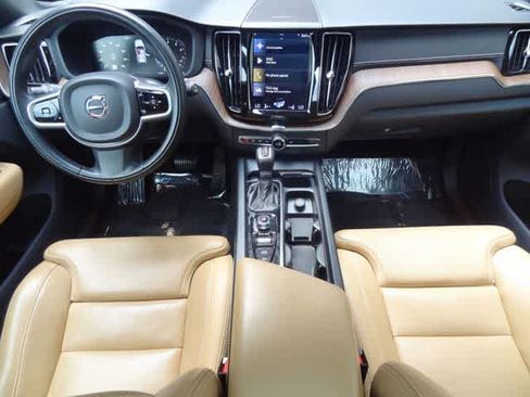 Used 2019 Volvo XC60 T6 Inscription w/ Protection Package AWD/4WD image 16