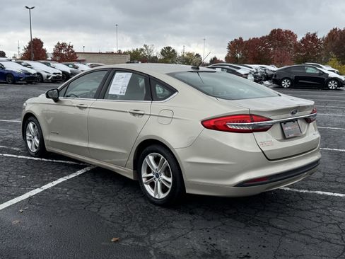 Used 2018 Ford Fusion S image 11