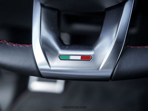 Used 2024 Lamborghini Urus S AWD/4WD image 37