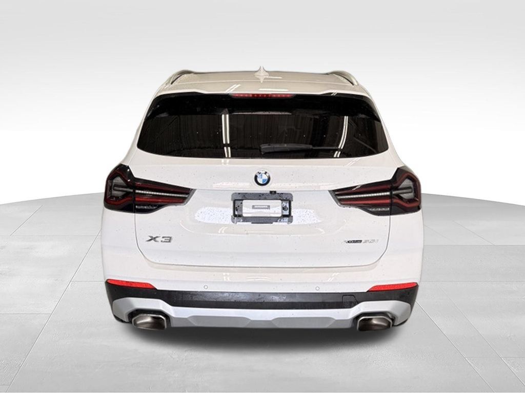 Used 2023 BMW X3 xDrive30i w/ Premium Package AWD/4WD image 4