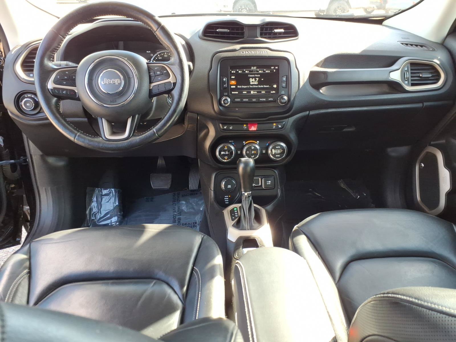 Used 2017 Jeep Renegade Limited AWD/4WD image 15