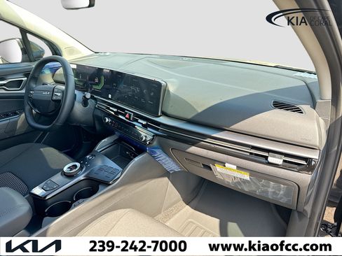 New 2026 Kia Sportage LX image 12
