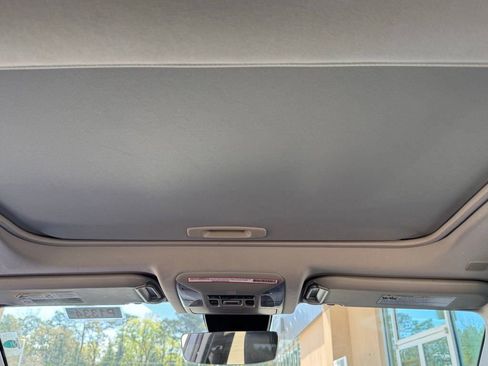 Used 2024 Toyota RAV4 XLE Premium FWD image 3