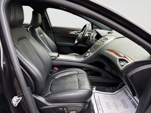 Used 2020 Lincoln MKZ Reserve w/ Monochromatic Package image 18