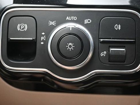 Used 2019 Mercedes-Benz A 220 image 24