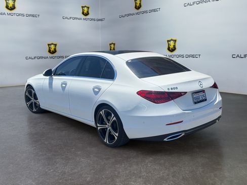 Used 2022 Mercedes-Benz C 300 Sedan image 3