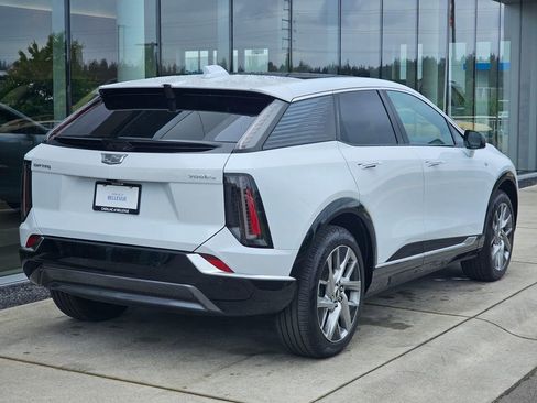 New 2026 Cadillac Optiq Luxury 1 AWD/4WD image 5