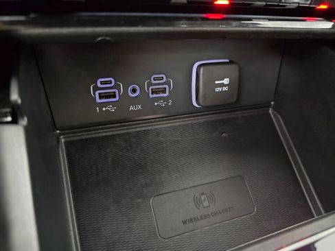 Used 2024 Jeep Grand Cherokee Altitude image 33