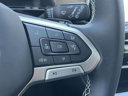New 2026 Volkswagen Atlas SE FWD image 24