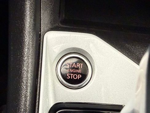 Used 2025 Nissan Altima 2.5 SV image 25