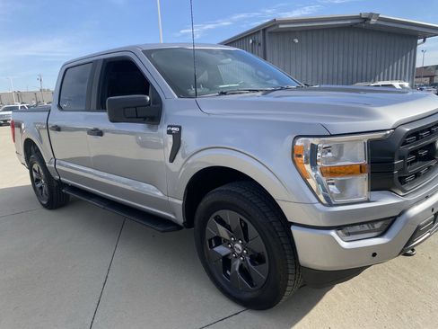 Used 2021 Ford F150 XL w/ STX Appearance Package image 4