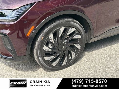 Used 2025 Lincoln Nautilus Reserve w/ Jet Appearance Package AWD/4WD image 14