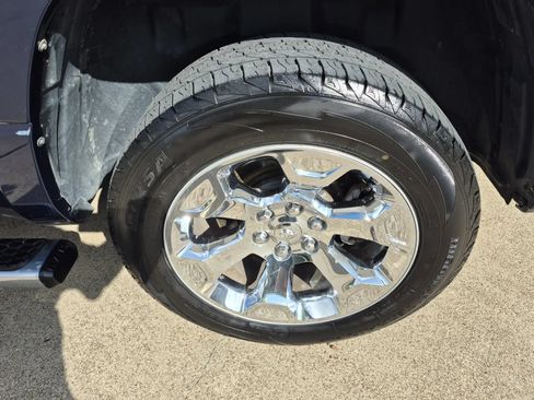 Used 2020 RAM 1500 Lone Star RWD image 11