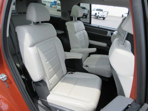 Used 2025 Hyundai Santa Fe Calligraphy AWD/4WD image 23