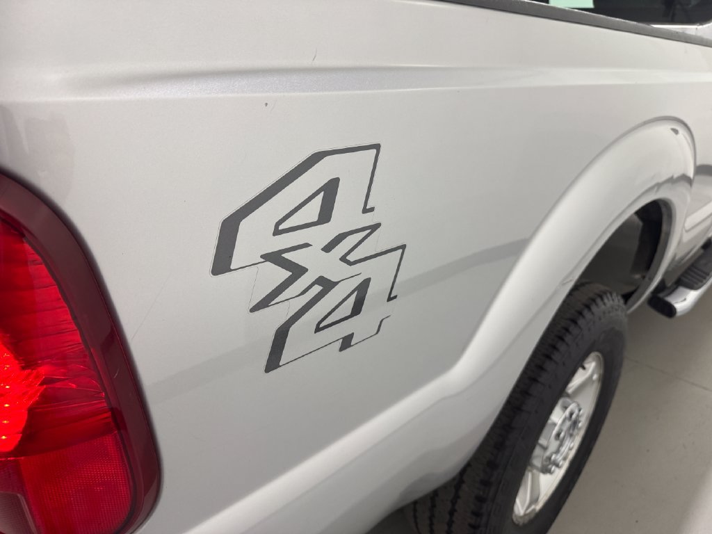 Used 2012 Ford F250 XLT w/ Snow Plow Prep Pkg AWD/4WD image 28