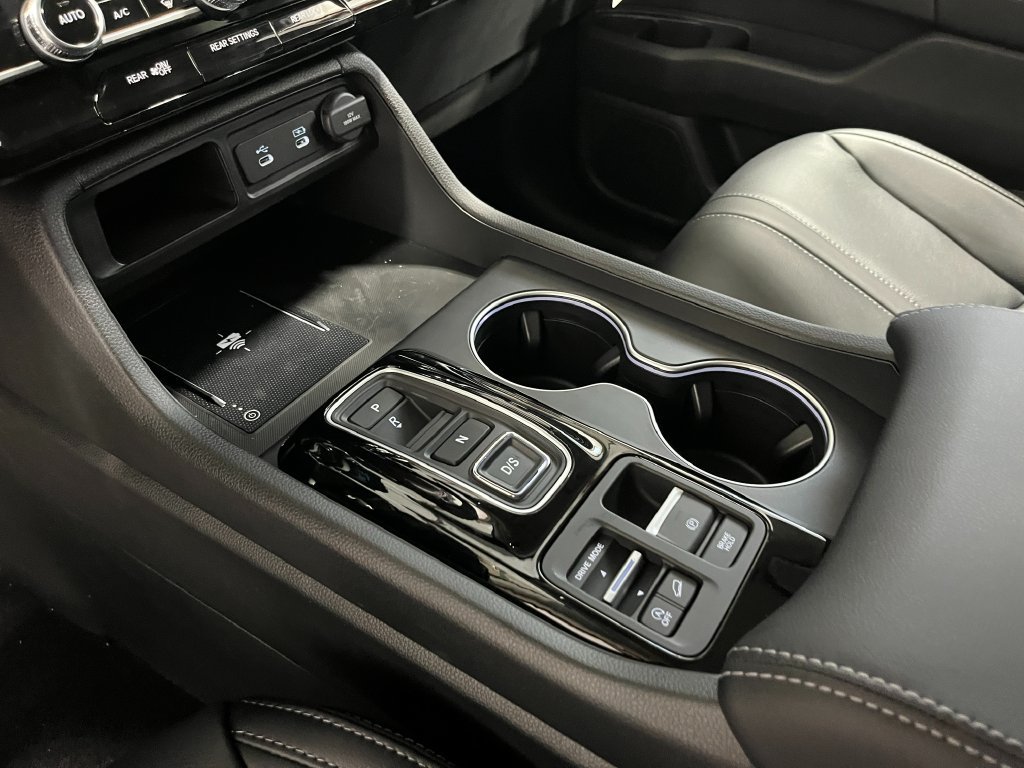 New 2026 Honda Pilot Touring image 13