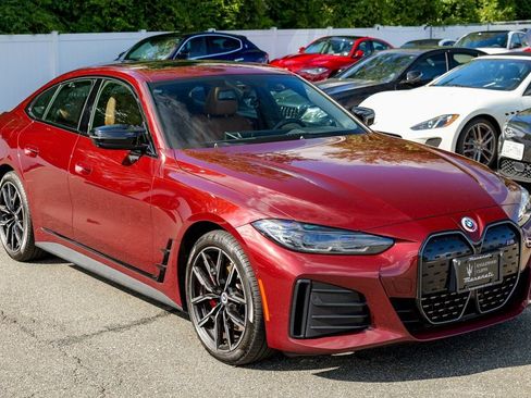 Used 2022 BMW i4 M50 w/ Premium Package image 9