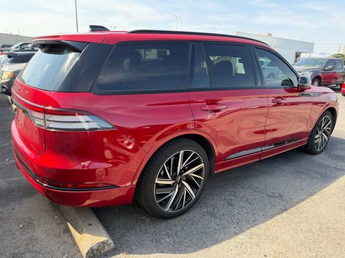 Used 2025 Lincoln Aviator Black Label w/ Jet Appearance Package image 6