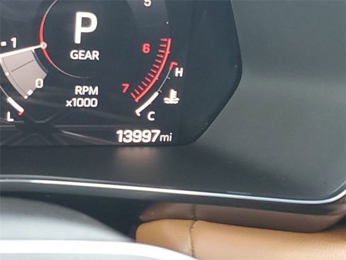 Certified 2024 GMC Canyon AT4 w/ AT4 Premium Package image 12