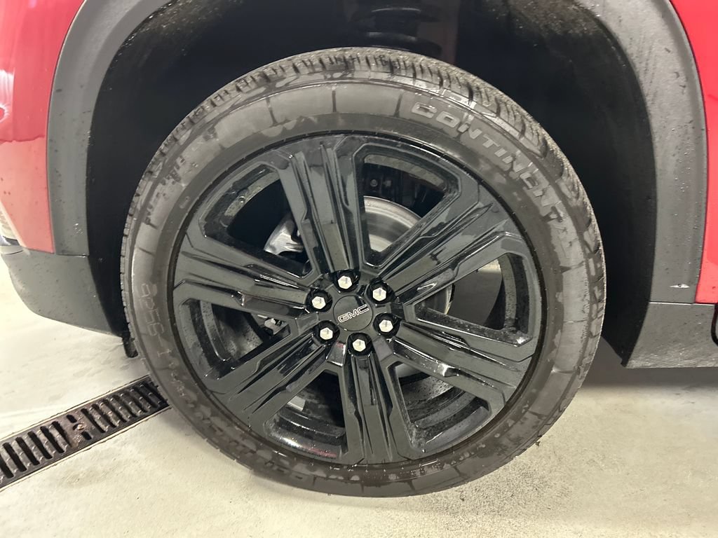 New 2027 GMC Acadia Elevation w/ Black Edition AWD/4WD image 9