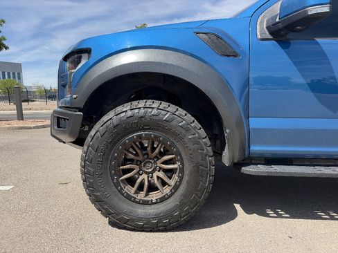 Used 2020 Ford F150 Raptor w/ Equipment Group 802A Luxury AWD/4WD image 12
