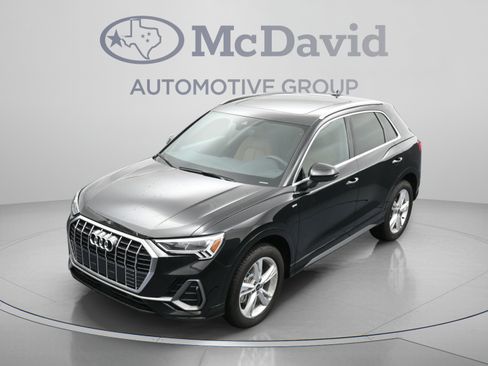 Used 2024 Audi Q3 2.0T Premium Plus w/ Premium Plus Package AWD/4WD image 35